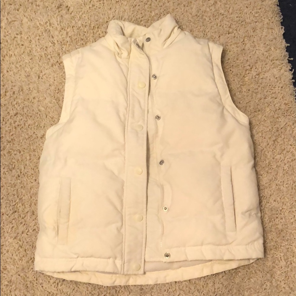White vest
